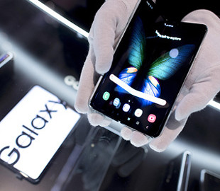 Samsung вернет съемные аккумуляторы в смартфоны