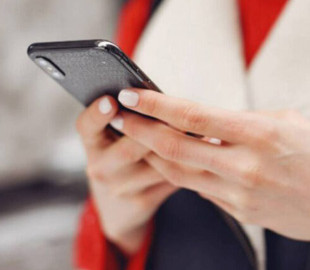 Названо найпопулярнішу дію при першому налаштуванні смартфона