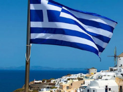 У Греції викрили злочинну мережу, що виготовила тисячі якісних підробок паспортів