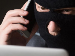 Чоловік перерахував інтернет-шахраям 7 тисяч доларів за неіснуюче авто