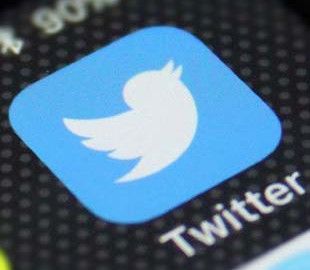 Twitter начал маркировать аккаунты чиновников и государственных СМИ