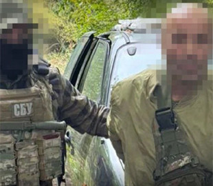 Коригував ракетні удари по Львівщині: СБУ затримала російського агента