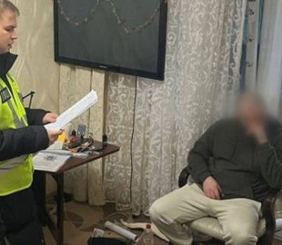 У Києві судитимуть шахрая, який видурив у волонтера 30 тисяч доларів на закупівлю "Мавіків"