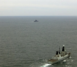 Уперше в історії: британський есмінець під прямим командуванням НАТО стежив за російським кораблем