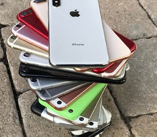 Apple заподозрили в обмане с фотокамерами iPhone