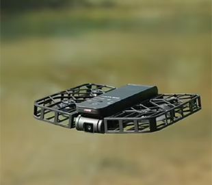 Селфі-палка - це вже минуле: який вигляд має і що вміє дрон для смартфонів