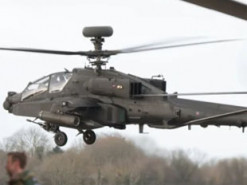 Прощальний тур Британією: гелікоптери Apache AH1 відправили на пенсію