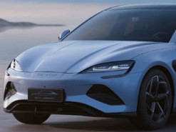 Євросоюз і Китай домовилися провести переговори щодо мит на електромобілі