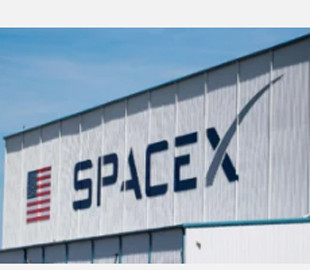 Компанія Ілона Маска SpaceX побудує завод із виробництва найбільших у світі ракет