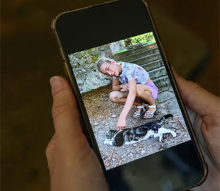 Після смерті 12-річної доньки італійка подала до суду на Meta та TikTok