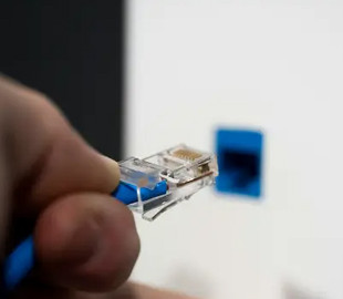 Причина в кабелі: чому ваш інтернет може працювати повільно і як це виправити