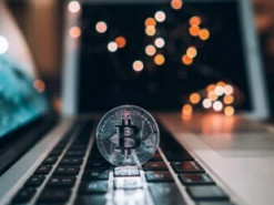 «Інвестиції» в криптовалюту залишили жительку Хмельниччини без кількох тисяч доларів