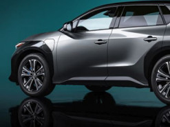 Toyota вложит в разработку и производство автомобильных батарей $13,5 млрд до 2030 года