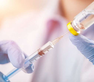 В Бельгии некоторых людей вакцинируют раньше срока из-за выходки аферистов