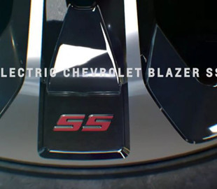 Chevrolet анонсировал свой первый высокопроизводительный электрокар Blazer EV SS 2024 года