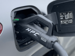 Латвия вводит субсидии на новые и подержанные электромобили