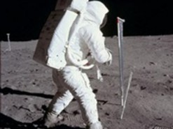 В інтернеті з'явилися досі невідомі фотографії висадки людей на Місяць