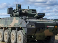 Польща підписала багатомільярдну угоду на нові бойові машини