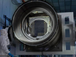 3,2 мільярда пікселів. Вчені побудували найбільшу в світі цифрову камеру