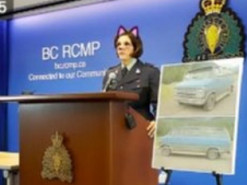 Поліція Канади показала прес-конференцію про подвійне вбивство з включеним «котячим» фільтром Facebook