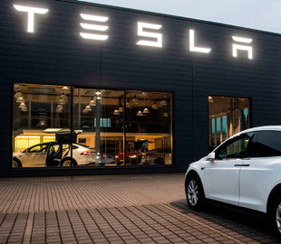 Акції Tesla подорожчали на 40% за 5 днів