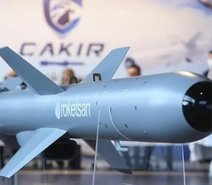 Розкриті технічні характеристики нової турецької крилатої ракети Çakır