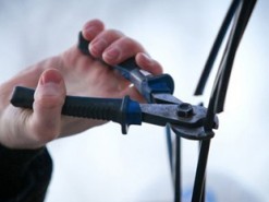 В Івано-Франківську поліцейські викрили чоловіка, котрий намагався вчинити крадіжку кабелю