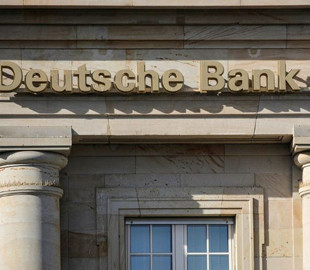 Deutsche Bank вывез сотни IT-специалистов из России