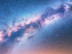 NASA показало новый снимок центра Млечного Пути