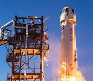 Лучшие сотрудники главного конкурента SpaceX разочаровались в компании и покинули её