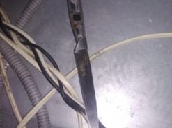 У Харкові копи схопили крадія інтернет-кабелю з ножем