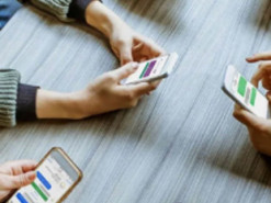 Чехія планує заборонити користування смартфонами під час шкільних перерв: Міносвіти