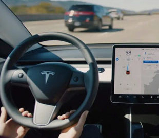 Одна аварія на 6,9 млн км: опублікувано нові дані про роботу автопілота у електромобілях Tesla
