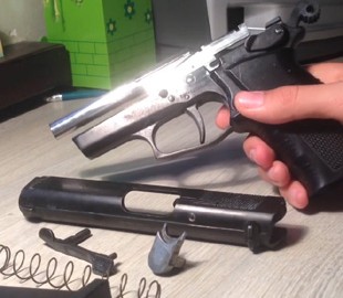 4 роки умовно отримав чоловік, який купив на OLX стартовий пістолет та переробив його на вогнепальний