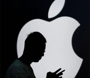 Apple закликали відмовитися від формування новин штучним інтелектом