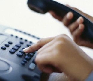 Телефонная мошенница обманула пенсионеров на 700 тысяч гривен