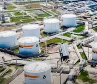 Подвійний удар: атаки по російських НПЗ вийшли на новий етап