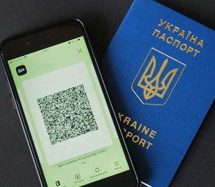 Фальшивые COVID-сертификаты: какие схемы подделки документов существуют в Украине