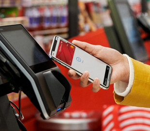 На Apple подали до суду за те, що iPhone не має альтернатив Apple Pay