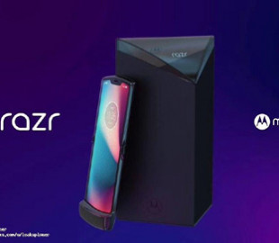 Motorola возродит легендарную раскладушку RAZR 2019 в следующем месяце