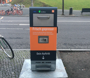 В Берлине тестируют "умные" мусорные баки