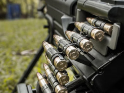 Франція ще в 2017 році хотіла відновити своє виробництво патронів, але не знайшла 100 млн євро