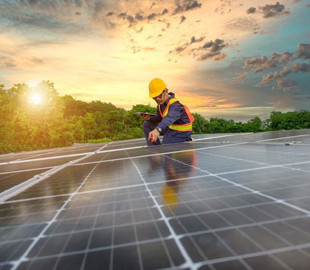 Відновлювані джерела забезпечили 54% електроенергії, виробленої в ЄС