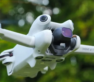Представлений дрон DJI Mini 4 Pro