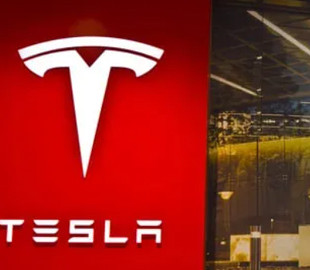 Tesla планує постачати електроенергію у Британії