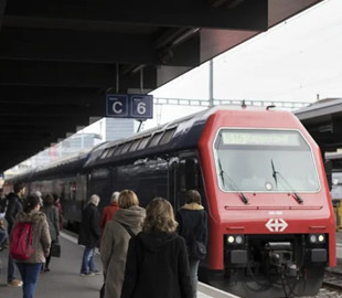 У Швейцарії випробували локомотив без машиніста