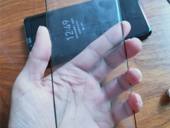 В Сети появились фотографии защитного стекла Samsung Galaxy S10 Plus