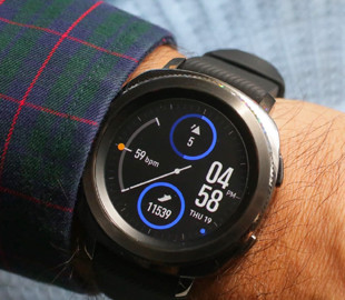 Samsung готовит Galaxy Watch 2 и две беспроводные зарядки