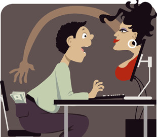 Телефонні аферисти під виглядом банків виманюють гроші у жителів Сумщини