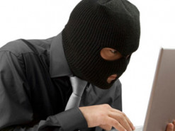 Мужчина отдал мошеннику 12 тысяч гривен за трудоустройство за границей